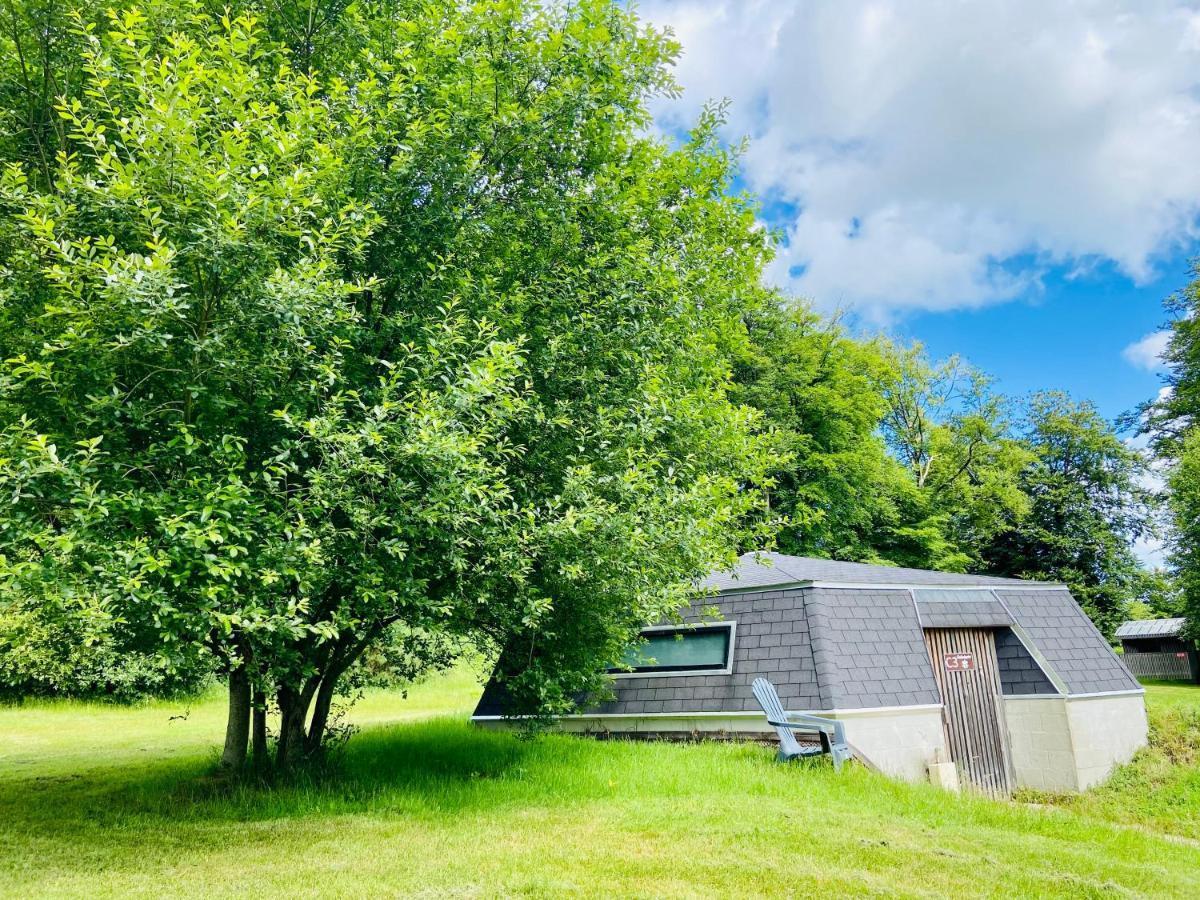 L'étape en forêt Saint-Sever-Calvados Exterior foto