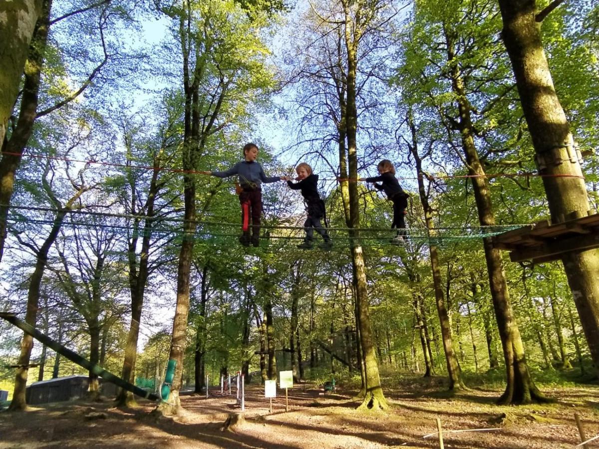 L'étape en forêt Saint-Sever-Calvados Exterior foto
